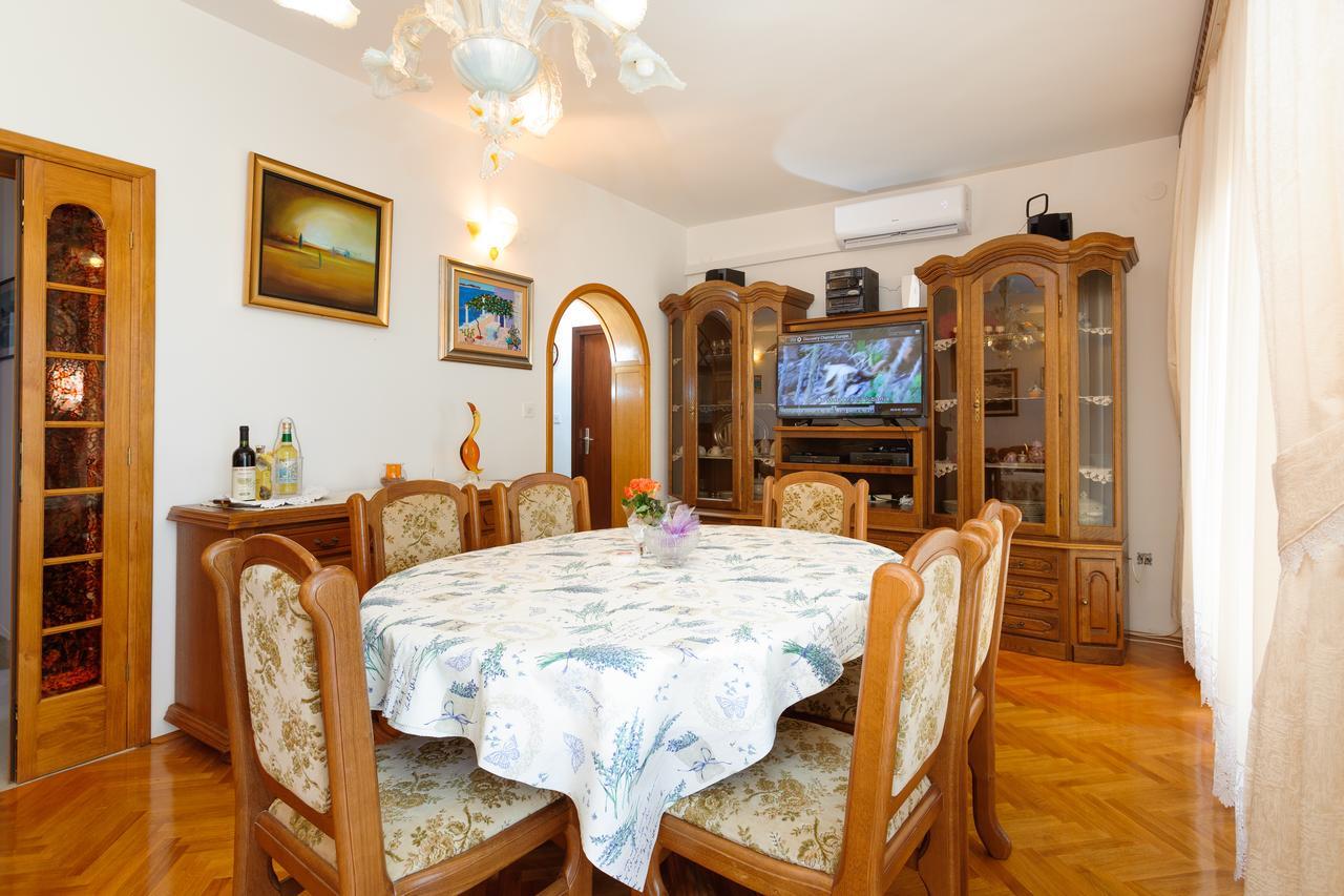 Villa Rosa Kaštela Exteriör bild
