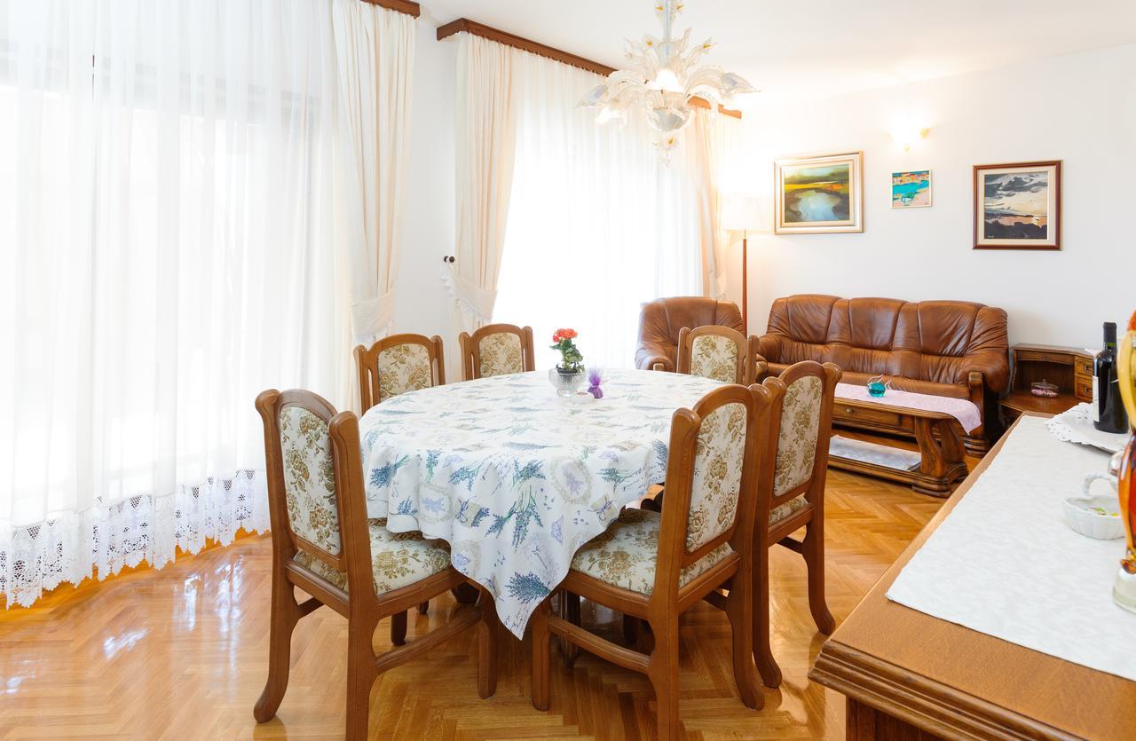 Villa Rosa Kaštela Exteriör bild